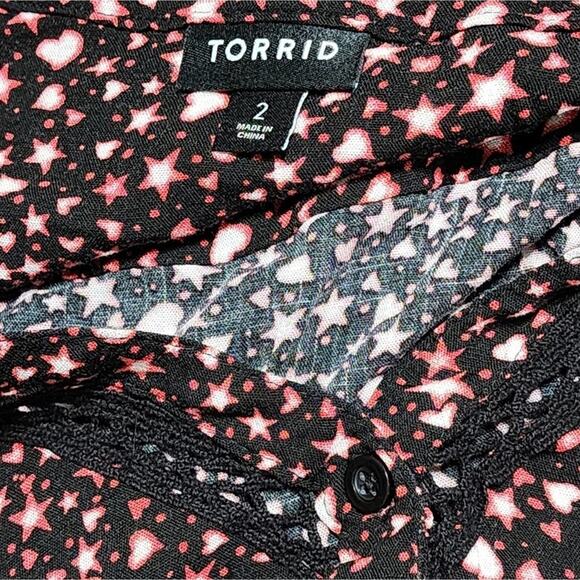 Torrid Emma Babydoll Rayon Slub Lace Trim hearts and stars Tunic Top plus size 2 - Picture 9 of 12